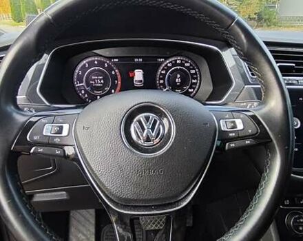 Чорний Фольксваген Тігуан, об'ємом двигуна 1.98 л та пробігом 314 тис. км за 15200 $, фото 48 на Automoto.ua