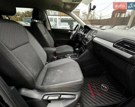 Черный Фольксваген Тигуан, объемом двигателя 1.98 л и пробегом 125 тыс. км за 19500 $, фото 18 на Automoto.ua