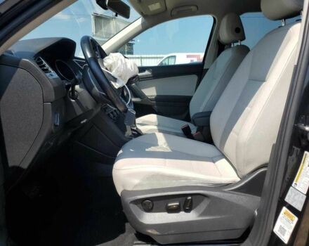 Черный Фольксваген Тигуан, объемом двигателя 2 л и пробегом 74 тыс. км за 3500 $, фото 6 на Automoto.ua