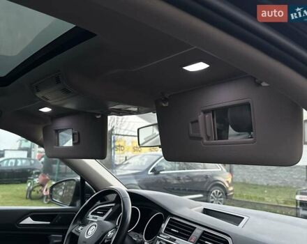 Чорний Фольксваген Тігуан, об'ємом двигуна 2 л та пробігом 200 тис. км за 15900 $, фото 40 на Automoto.ua