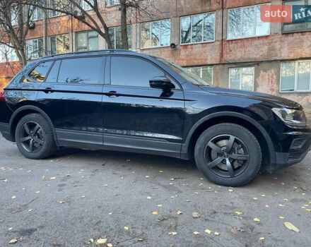 Черный Фольксваген Тигуан, объемом двигателя 1.98 л и пробегом 89 тыс. км за 18500 $, фото 38 на Automoto.ua