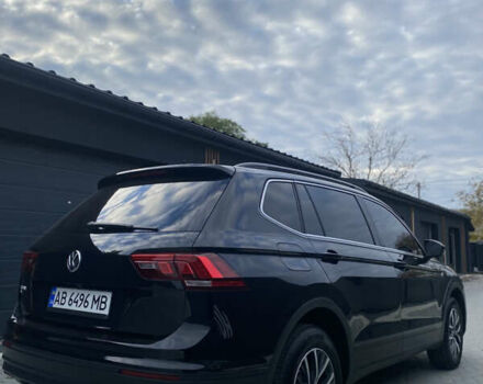 Черный Фольксваген Тигуан, объемом двигателя 1.98 л и пробегом 135 тыс. км за 19500 $, фото 2 на Automoto.ua