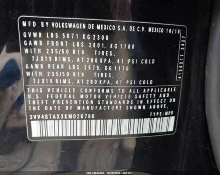 Черный Фольксваген Тигуан, объемом двигателя 2 л и пробегом 42 тыс. км за 14000 $, фото 8 на Automoto.ua