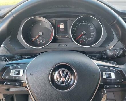 Черный Фольксваген Тигуан, объемом двигателя 1.98 л и пробегом 196 тыс. км за 21700 $, фото 51 на Automoto.ua