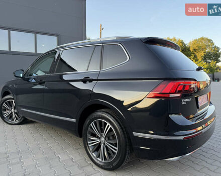 Черный Фольксваген Тигуан, объемом двигателя 2 л и пробегом 231 тыс. км за 16300 $, фото 54 на Automoto.ua