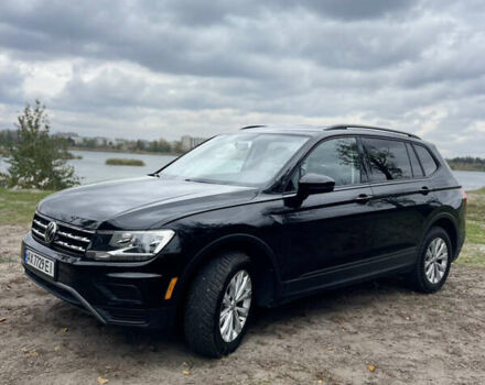 Черный Фольксваген Тигуан, объемом двигателя 1.98 л и пробегом 129 тыс. км за 18500 $, фото 3 на Automoto.ua
