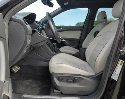 Черный Фольксваген Тигуан, объемом двигателя 0 л и пробегом 29 тыс. км за 12000 $, фото 6 на Automoto.ua