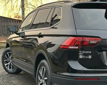 Чорний Фольксваген Тігуан, об'ємом двигуна 2 л та пробігом 200 тис. км за 15900 $, фото 9 на Automoto.ua
