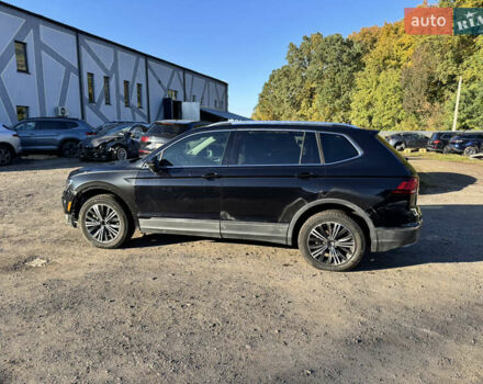 Черный Фольксваген Тигуан, объемом двигателя 2 л и пробегом 133 тыс. км за 11900 $, фото 12 на Automoto.ua