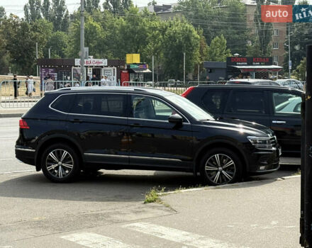 Черный Фольксваген Тигуан, объемом двигателя 1.98 л и пробегом 78 тыс. км за 25500 $, фото 11 на Automoto.ua