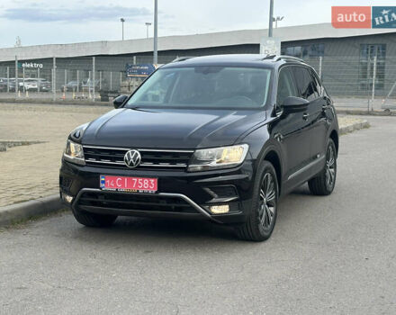 Черный Фольксваген Тигуан, объемом двигателя 2 л и пробегом 43 тыс. км за 19650 $, фото 7 на Automoto.ua