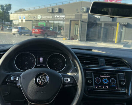 Черный Фольксваген Тигуан, объемом двигателя 1.98 л и пробегом 101 тыс. км за 15300 $, фото 13 на Automoto.ua
