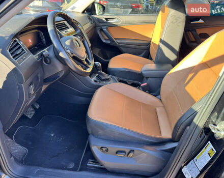 Черный Фольксваген Тигуан, объемом двигателя 2 л и пробегом 133 тыс. км за 11900 $, фото 22 на Automoto.ua