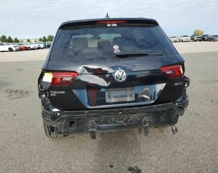 Черный Фольксваген Тигуан, объемом двигателя 0 л и пробегом 29 тыс. км за 12000 $, фото 5 на Automoto.ua