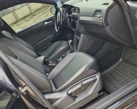 Черный Фольксваген Тигуан, объемом двигателя 2 л и пробегом 82 тыс. км за 21500 $, фото 10 на Automoto.ua