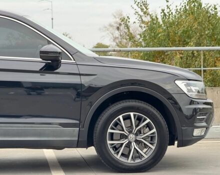 Чорний Фольксваген Тігуан, об'ємом двигуна 2 л та пробігом 117 тис. км за 19650 $, фото 9 на Automoto.ua