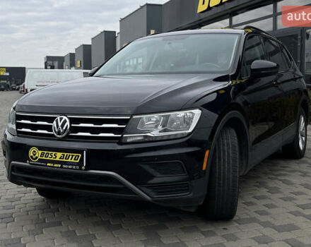 Черный Фольксваген Тигуан, объемом двигателя 1.98 л и пробегом 272 тыс. км за 16200 $, фото 2 на Automoto.ua