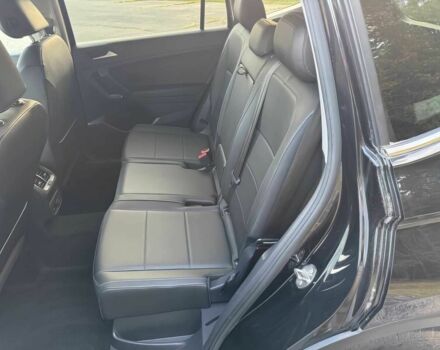 Черный Фольксваген Тигуан, объемом двигателя 2 л и пробегом 43 тыс. км за 11400 $, фото 12 на Automoto.ua