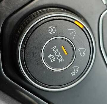 Чорний Фольксваген Тігуан, об'ємом двигуна 1.98 л та пробігом 314 тис. км за 15200 $, фото 41 на Automoto.ua