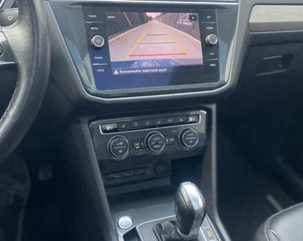 Черный Фольксваген Тигуан, объемом двигателя 1.98 л и пробегом 135 тыс. км за 19500 $, фото 10 на Automoto.ua