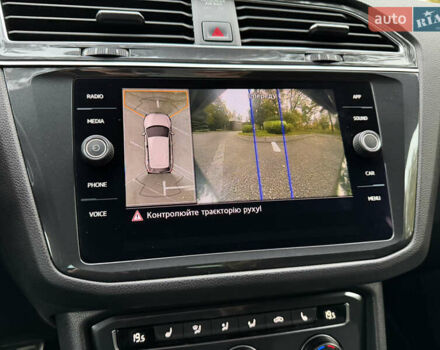 Фольксваген Тигуан 2019 в Киеве на Automoto.ua Черный Фольксваген Тигуан, объемом двигателя 2 л и пробегом 120 тыс. км за 32799 $, фото 101 на Automoto.ua
