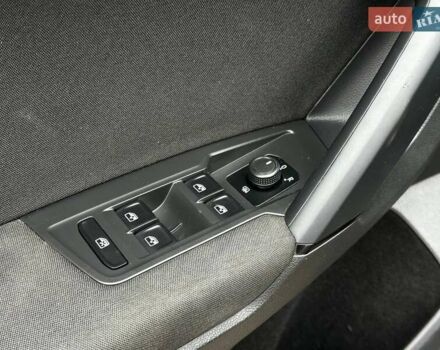 Черный Фольксваген Тигуан, объемом двигателя 1.98 л и пробегом 125 тыс. км за 19500 $, фото 28 на Automoto.ua