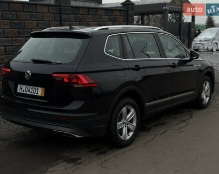 Черный Фольксваген Тигуан, объемом двигателя 1.98 л и пробегом 220 тыс. км за 26500 $, фото 3 на Automoto.ua