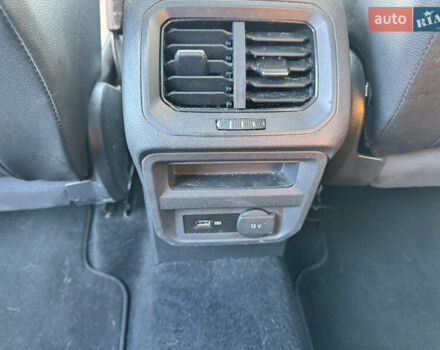 Черный Фольксваген Тигуан, объемом двигателя 2 л и пробегом 133 тыс. км за 11900 $, фото 36 на Automoto.ua