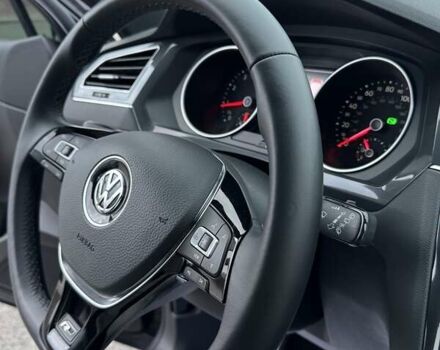 Чорний Фольксваген Тігуан, об'ємом двигуна 2 л та пробігом 74 тис. км за 19900 $, фото 35 на Automoto.ua