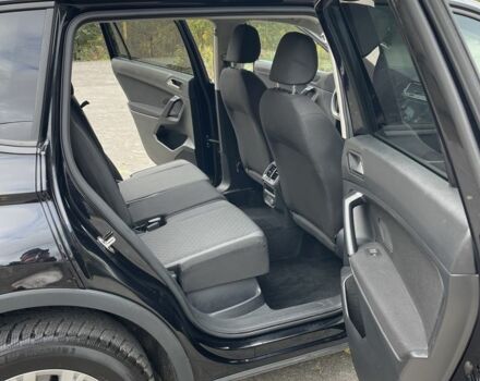 Черный Фольксваген Тигуан, объемом двигателя 2 л и пробегом 129 тыс. км за 19000 $, фото 16 на Automoto.ua