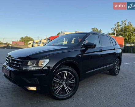 Черный Фольксваген Тигуан, объемом двигателя 2 л и пробегом 231 тыс. км за 16300 $, фото 59 на Automoto.ua