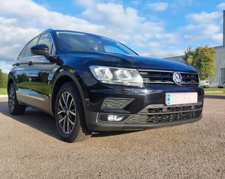 Черный Фольксваген Тигуан, объемом двигателя 1.98 л и пробегом 197 тыс. км за 22900 $, фото 2 на Automoto.ua