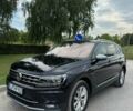Чорний Фольксваген Тігуан, об'ємом двигуна 2 л та пробігом 223 тис. км за 27799 $, фото 6 на Automoto.ua