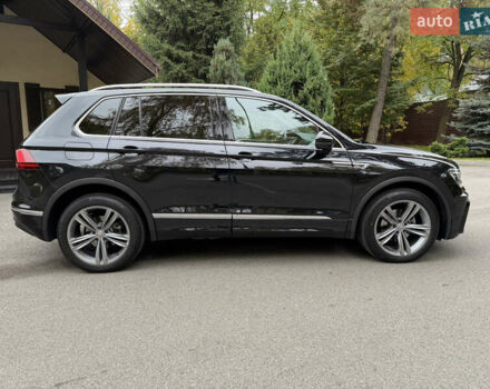 Фольксваген Тигуан 2019 в Киеве на Automoto.ua Черный Фольксваген Тигуан, объемом двигателя 2 л и пробегом 120 тыс. км за 32799 $, фото 8 на Automoto.ua