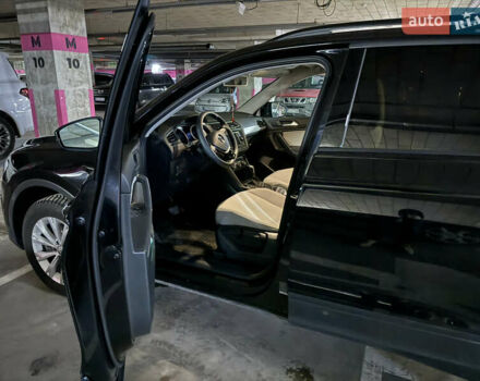 Черный Фольксваген Тигуан, объемом двигателя 2 л и пробегом 55 тыс. км за 19800 $, фото 4 на Automoto.ua