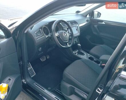 Чорний Фольксваген Тігуан, об'ємом двигуна 1.97 л та пробігом 197 тис. км за 23000 $, фото 11 на Automoto.ua