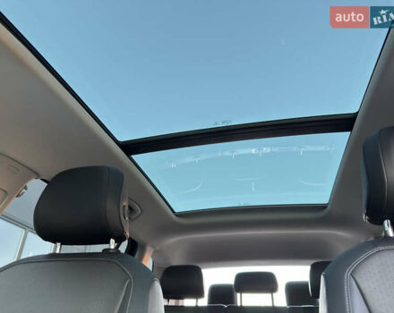 Черный Фольксваген Тигуан, объемом двигателя 2 л и пробегом 231 тыс. км за 16300 $, фото 28 на Automoto.ua