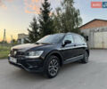 Черный Фольксваген Тигуан, объемом двигателя 2 л и пробегом 131 тыс. км за 16900 $, фото 1 на Automoto.ua