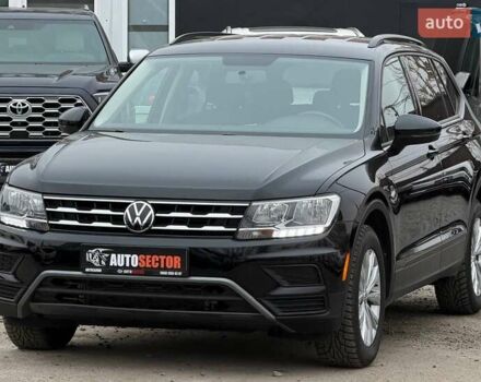 Черный Фольксваген Тигуан, объемом двигателя 1.98 л и пробегом 125 тыс. км за 19500 $, фото 2 на Automoto.ua