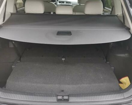 Черный Фольксваген Тигуан, объемом двигателя 2 л и пробегом 87 тыс. км за 20300 $, фото 13 на Automoto.ua