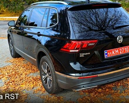 Черный Фольксваген Тигуан, объемом двигателя 2 л и пробегом 314 тыс. км за 15200 $, фото 2 на Automoto.ua