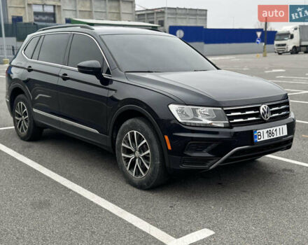 Черный Фольксваген Тигуан, объемом двигателя 1.98 л и пробегом 71 тыс. км за 18999 $, фото 2 на Automoto.ua