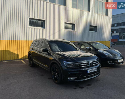 Черный Фольксваген Тигуан, объемом двигателя 1.98 л и пробегом 99 тыс. км за 20300 $, фото 30 на Automoto.ua