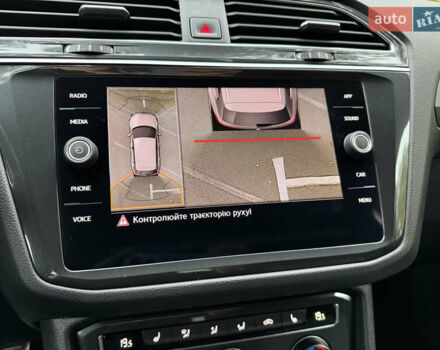 Фольксваген Тигуан 2019 в Киеве на Automoto.ua Черный Фольксваген Тигуан, объемом двигателя 2 л и пробегом 120 тыс. км за 32799 $, фото 102 на Automoto.ua