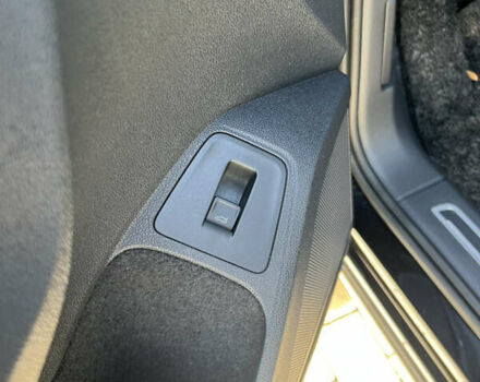 Черный Фольксваген Тигуан, объемом двигателя 2 л и пробегом 67 тыс. км за 26500 $, фото 29 на Automoto.ua