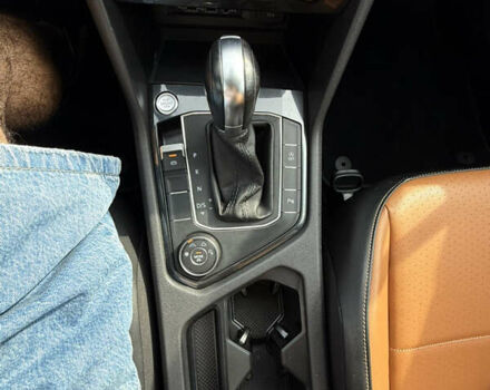 Черный Фольксваген Тигуан, объемом двигателя 1.98 л и пробегом 78 тыс. км за 25500 $, фото 20 на Automoto.ua