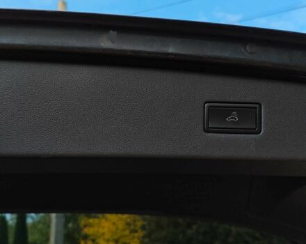 Черный Фольксваген Тигуан, объемом двигателя 2 л и пробегом 314 тыс. км за 14700 $, фото 13 на Automoto.ua