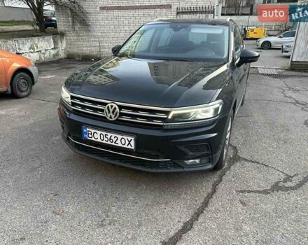 Чорний Фольксваген Тігуан, об'ємом двигуна 1.98 л та пробігом 190 тис. км за 20500 $, фото 2 на Automoto.ua