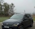Черный Фольксваген Тигуан, объемом двигателя 2 л и пробегом 77 тыс. км за 503 $, фото 3 на Automoto.ua