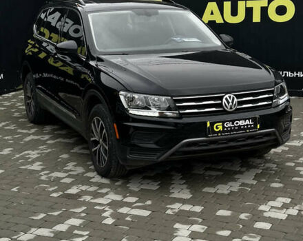 Черный Фольксваген Тигуан, объемом двигателя 1.98 л и пробегом 40 тыс. км за 21500 $, фото 2 на Automoto.ua